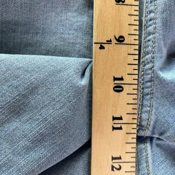 Levi Strauss Heritage Boyfriend Jeans Womens 12/W31 Light Wash Cuff Hem Mid Rise - Picture 13 of 14